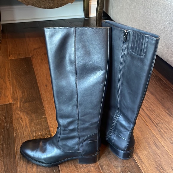 Brand New Donald J Pliner Womens Black Boot - Picture 3 of 11